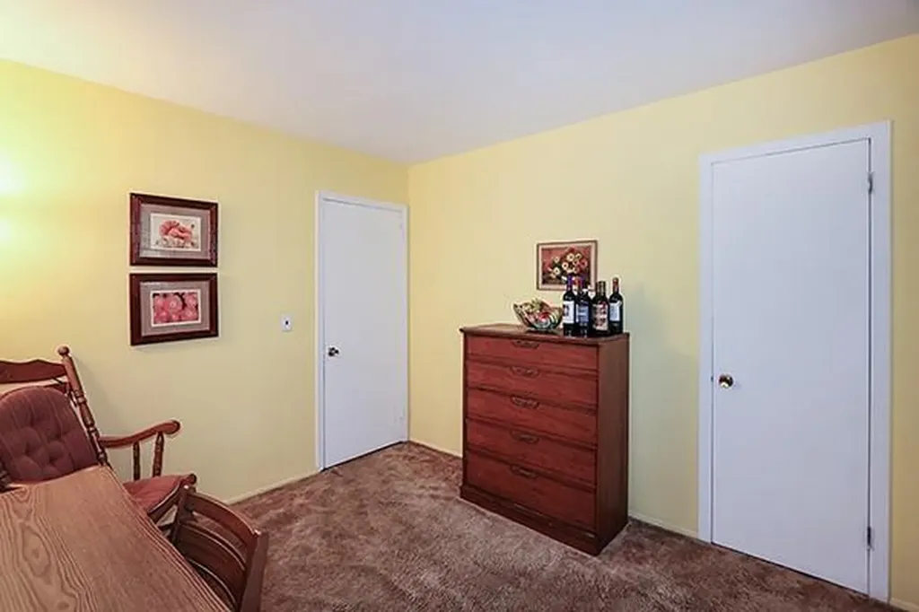 14 Belmont Drive Smithtown NY 11787