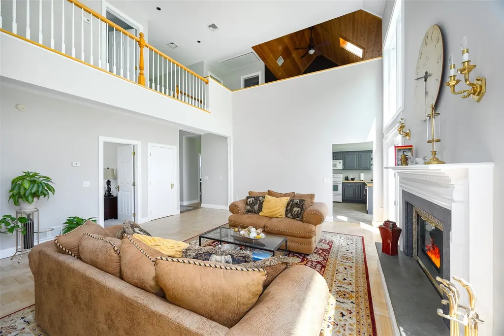 58 Travis Road Hyde Park NY 12538