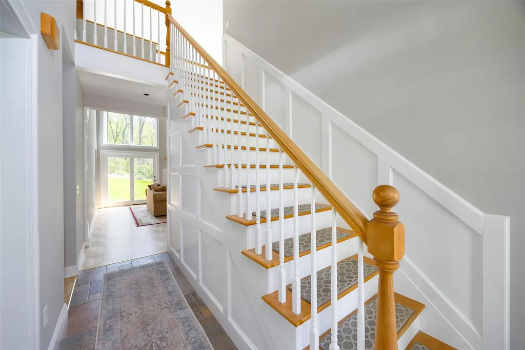 58 Travis Road Hyde Park NY 12538