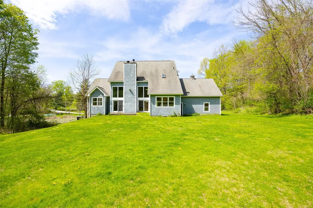 58 Travis Road Hyde Park NY 12538