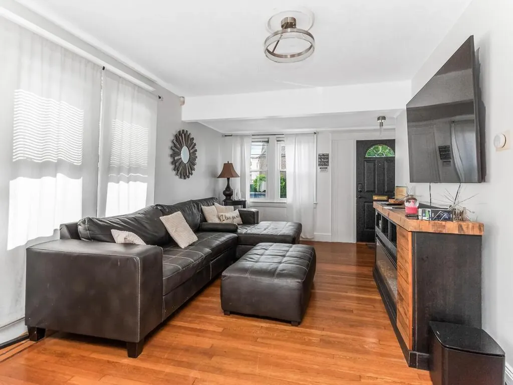 2918 Schley Avenue Bronx NY 10465