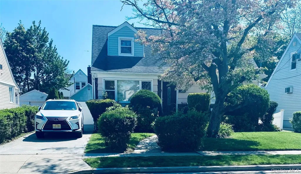 204 Beech Street Valley Stream NY 11580