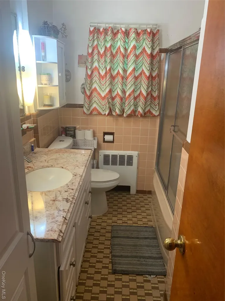 204 Beech Street Valley Stream NY 11580