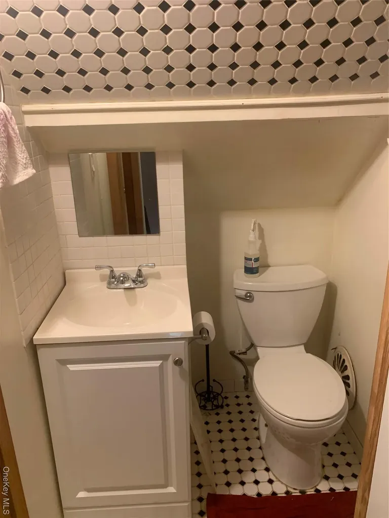204 Beech Street Valley Stream NY 11580