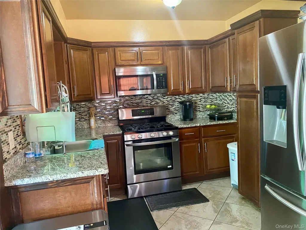 204 Beech Street Valley Stream NY 11580