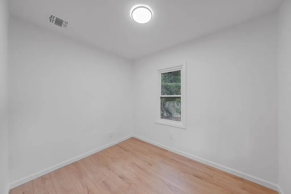 45 Abbott Drive Halesite NY 11743