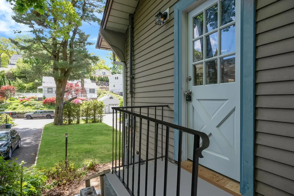 45 Abbott Drive Halesite NY 11743