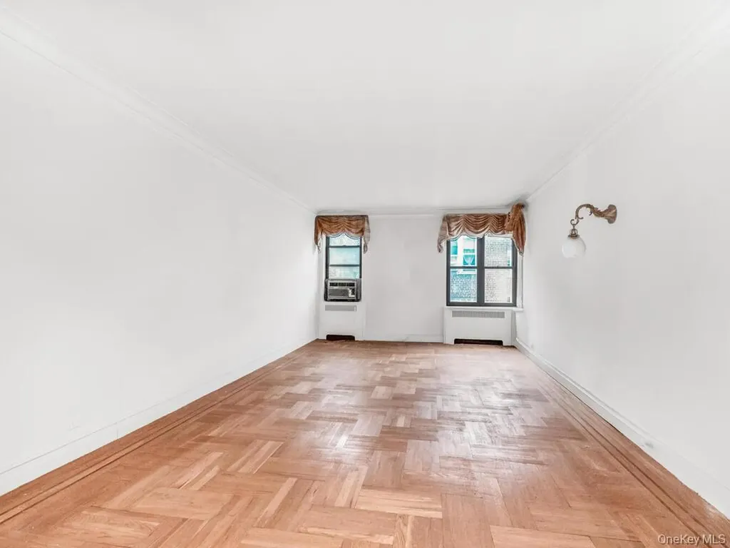 3215 Netherland Avenue Bronx NY 10463