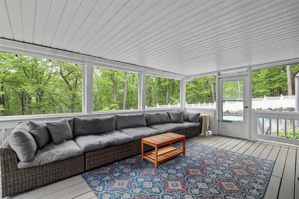 25 Crest Road Cold Spring NY 10516