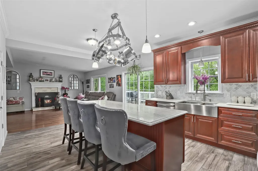 25 Crest Road Cold Spring NY 10516