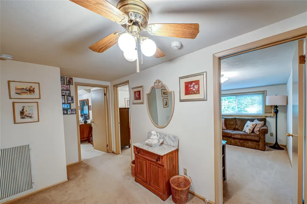 98 Shrub Hollow Road Roslyn NY 11576