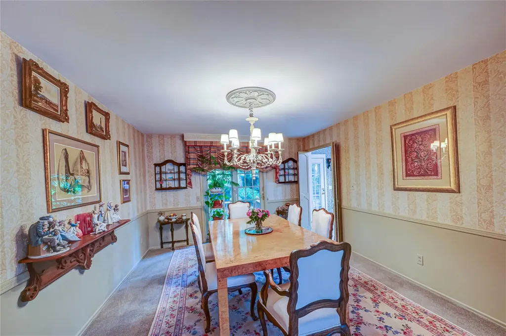 98 Shrub Hollow Road Roslyn NY 11576