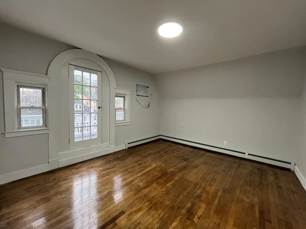 563 E 3rd Street Mount Vernon NY 10553