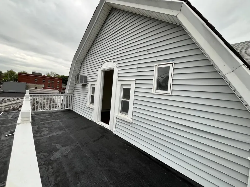 563 E 3rd Street Mount Vernon NY 10553