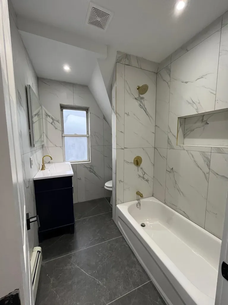 563 E 3rd Street Mount Vernon NY 10553
