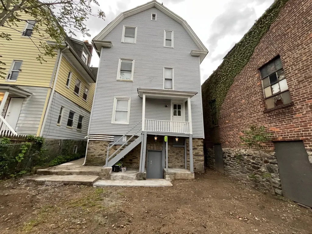 563 E 3rd Street Mount Vernon NY 10553