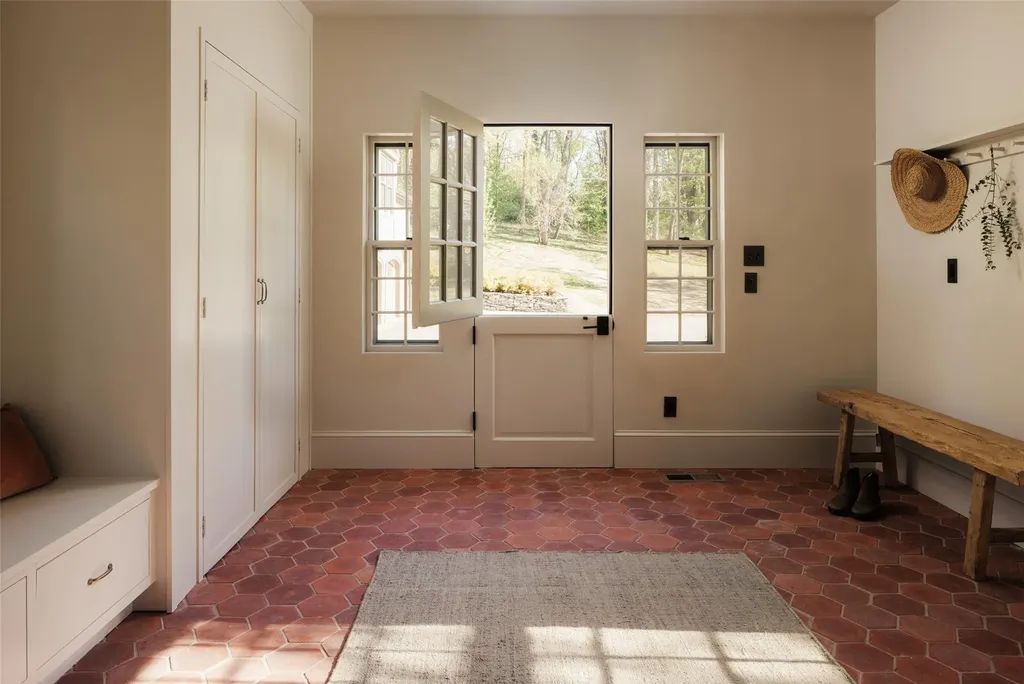 93 Mill Road Rhinebeck NY 12572