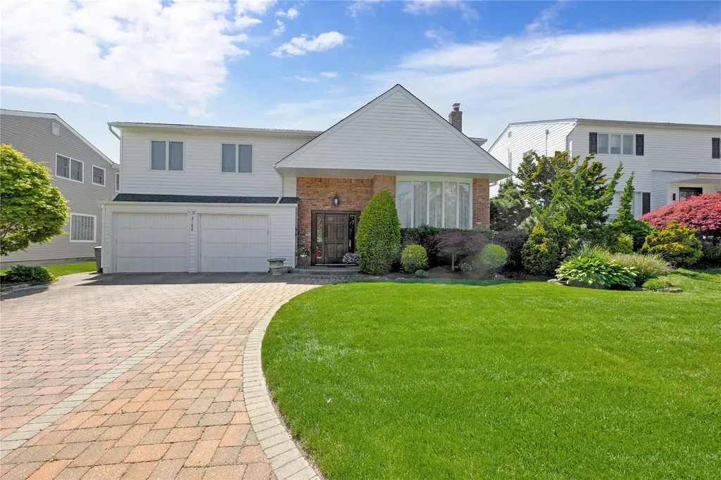 3188 Denton Drive Merrick NY 11566