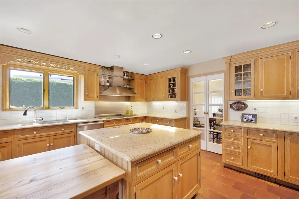 3188 Denton Drive Merrick NY 11566