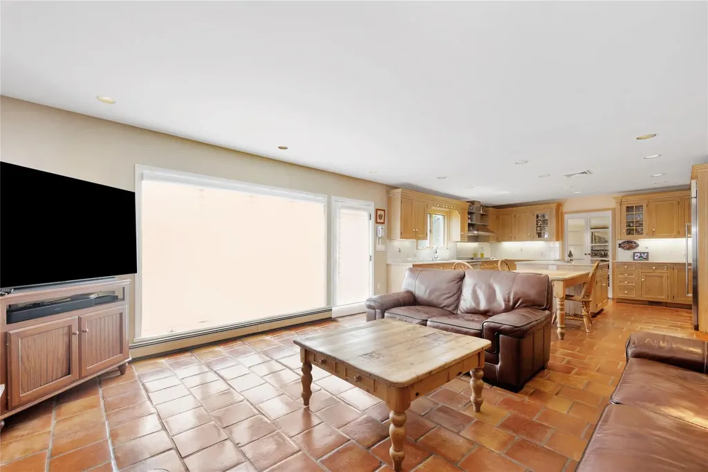 3188 Denton Drive Merrick NY 11566