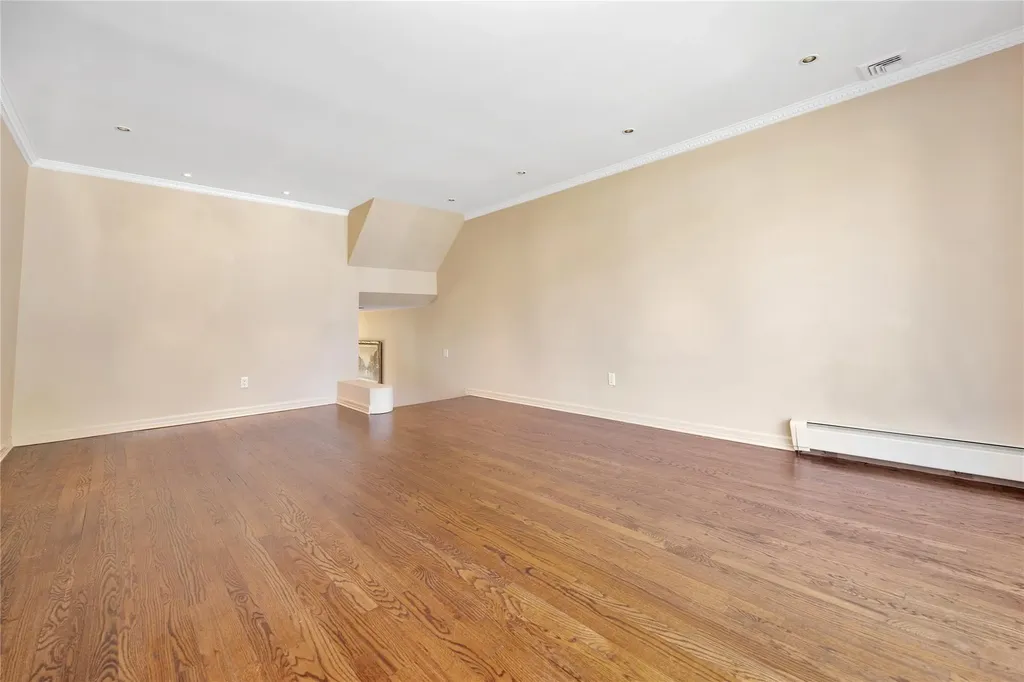 3188 Denton Drive Merrick NY 11566