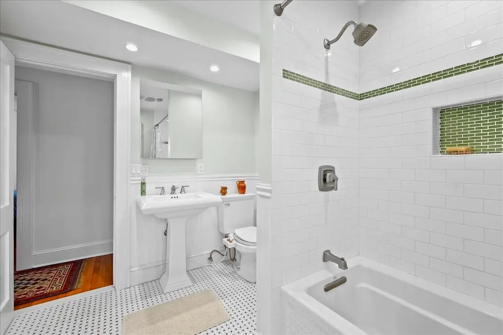 24 2nd Avenue Nyack NY 10960