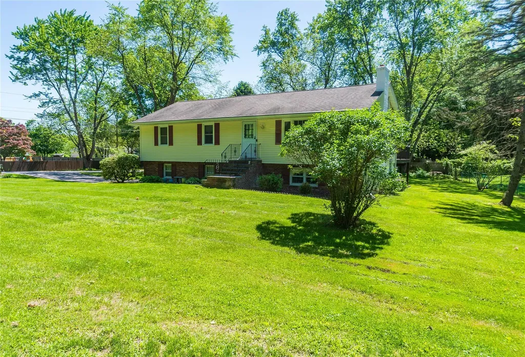184 Cedar Valley Road Poughkeepsie NY 12603