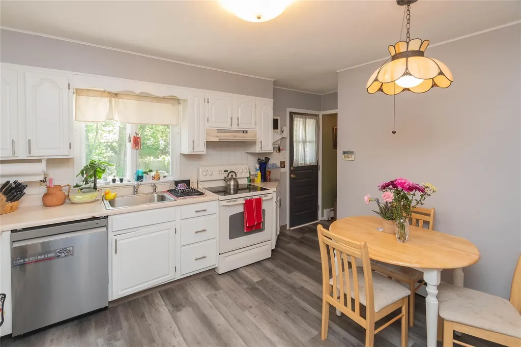 184 Cedar Valley Road Poughkeepsie NY 12603