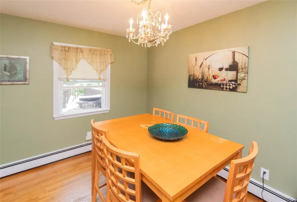 184 Cedar Valley Road Poughkeepsie NY 12603