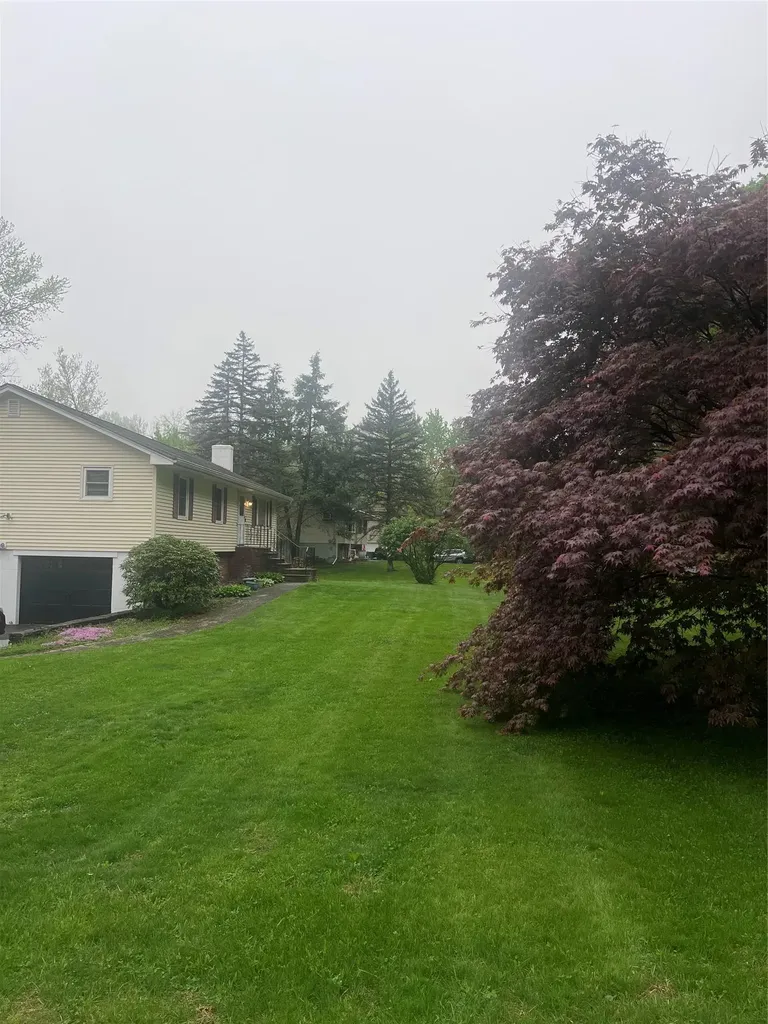 184 Cedar Valley Road Poughkeepsie NY 12603