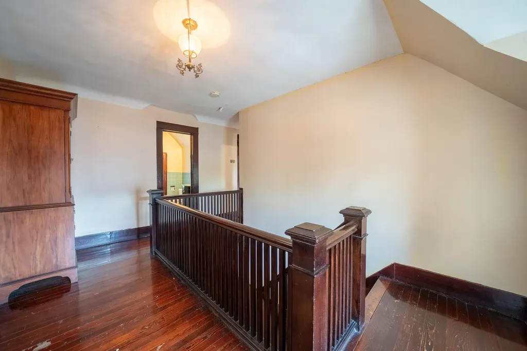 536 Albemarle Road Cedarhurst NY 11516