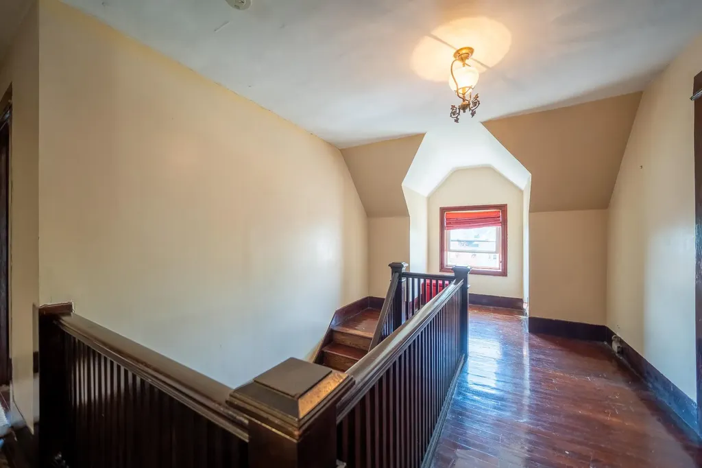 536 Albemarle Road Cedarhurst NY 11516