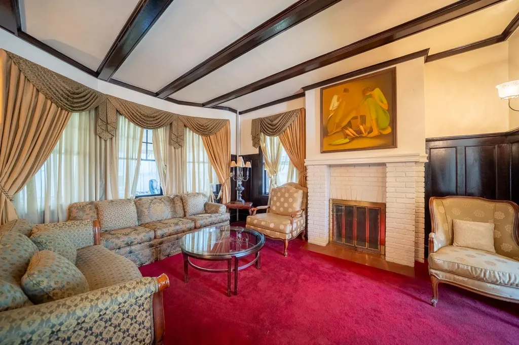 536 Albemarle Road Cedarhurst NY 11516