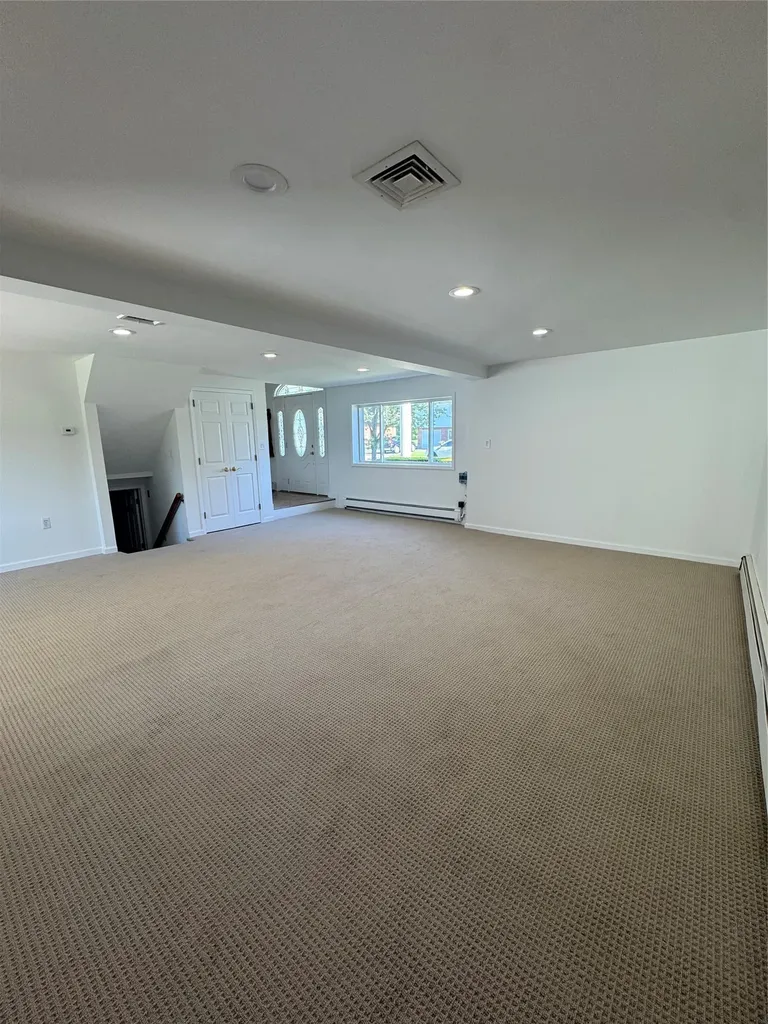 371 White Birch Lane Jericho NY 11753