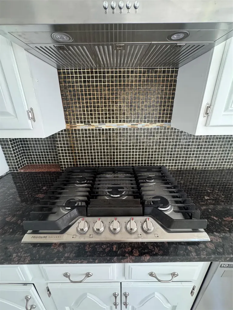 371 White Birch Lane Jericho NY 11753