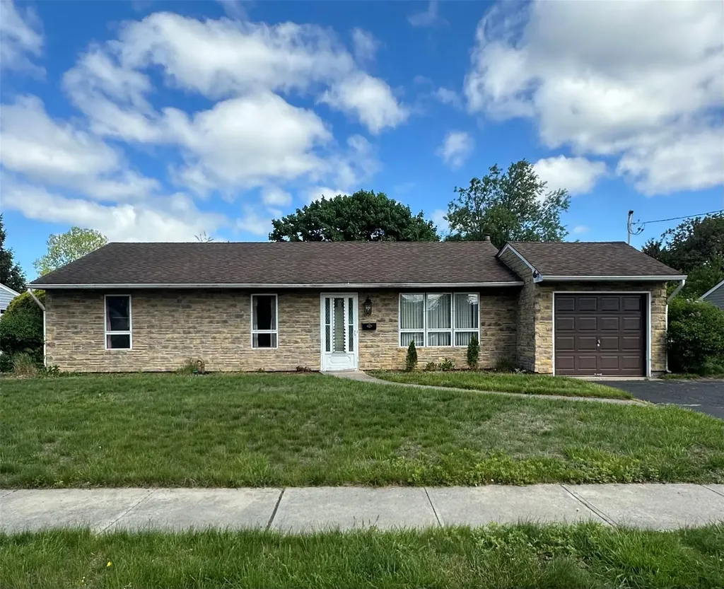 23 Bronx Avenue Central Islip NY 11722