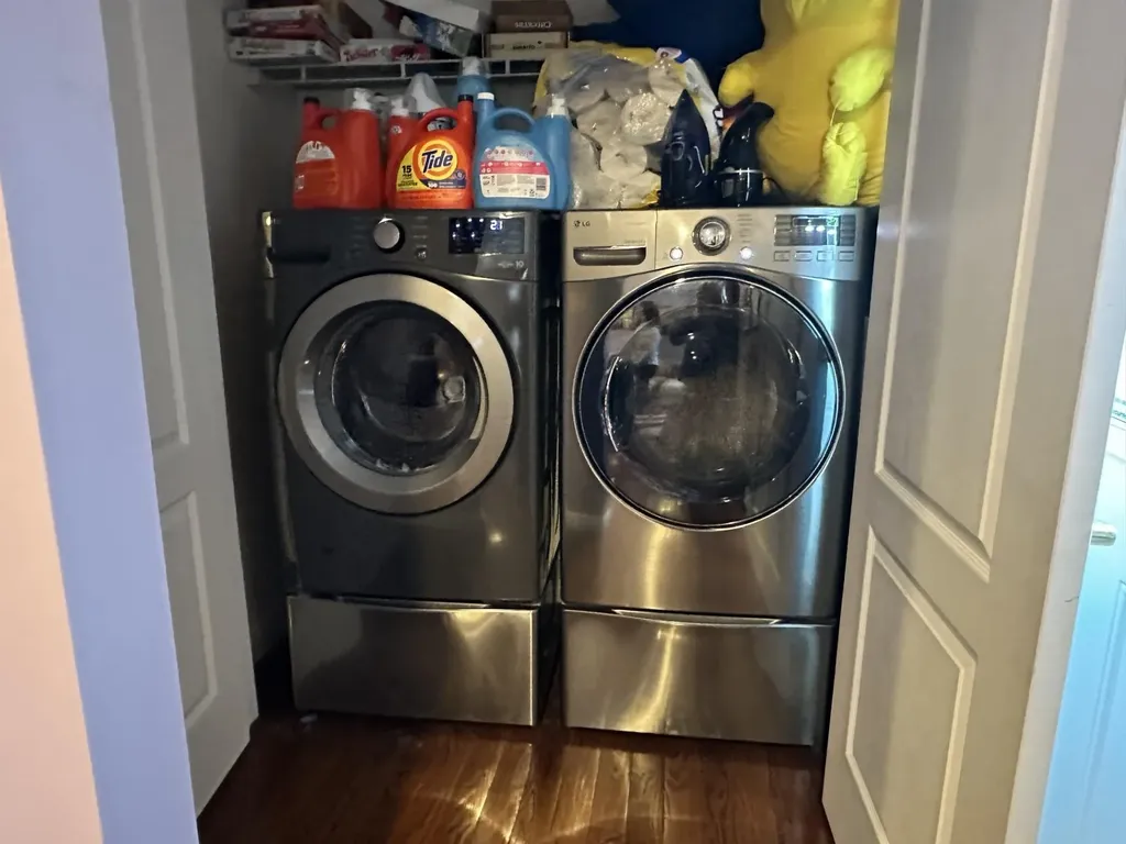 1515 Sweetman Avenue Elmont NY 11003