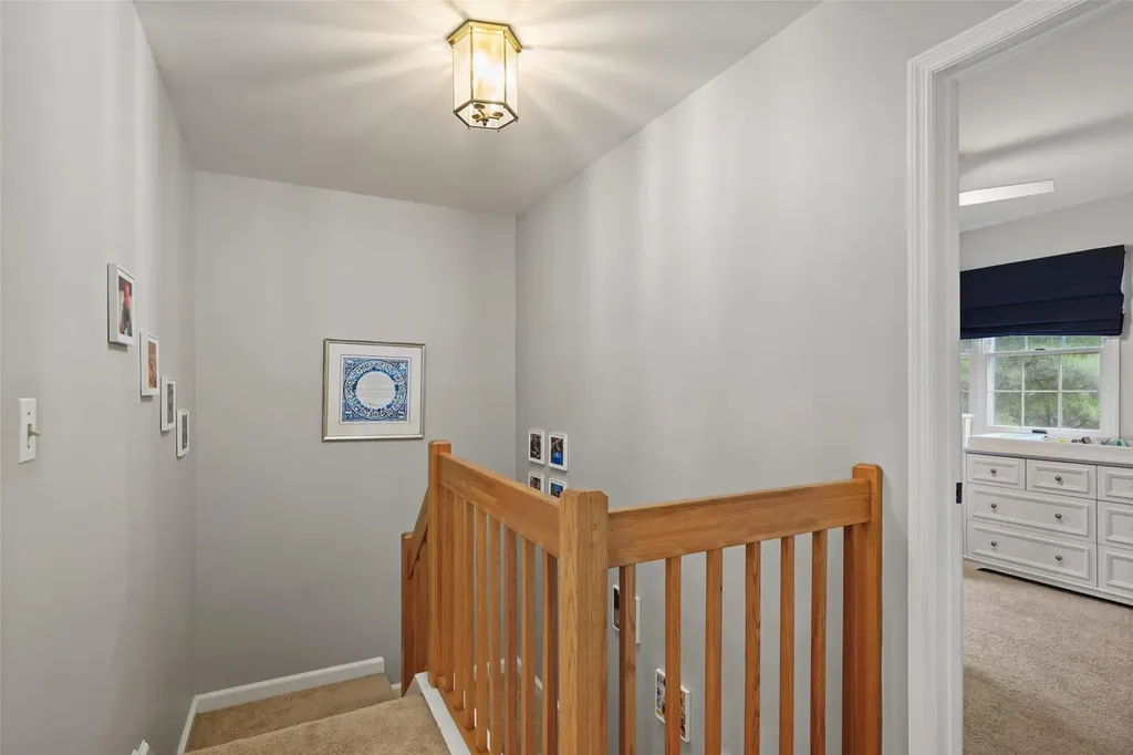 2301 Regent Drive Mount Kisco NY 10549