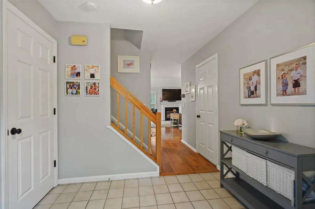 2301 Regent Drive Mount Kisco NY 10549