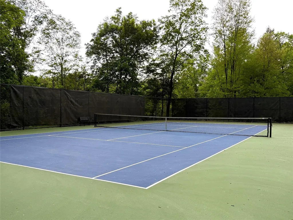 2301 Regent Drive Mount Kisco NY 10549