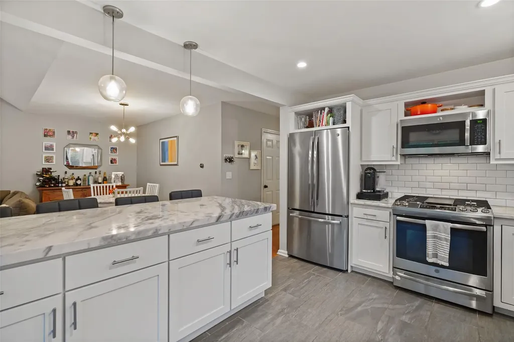 2301 Regent Drive Mount Kisco NY 10549