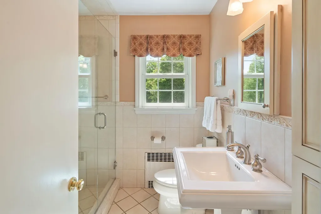 12 Pond Hill Road Chappaqua NY 10514