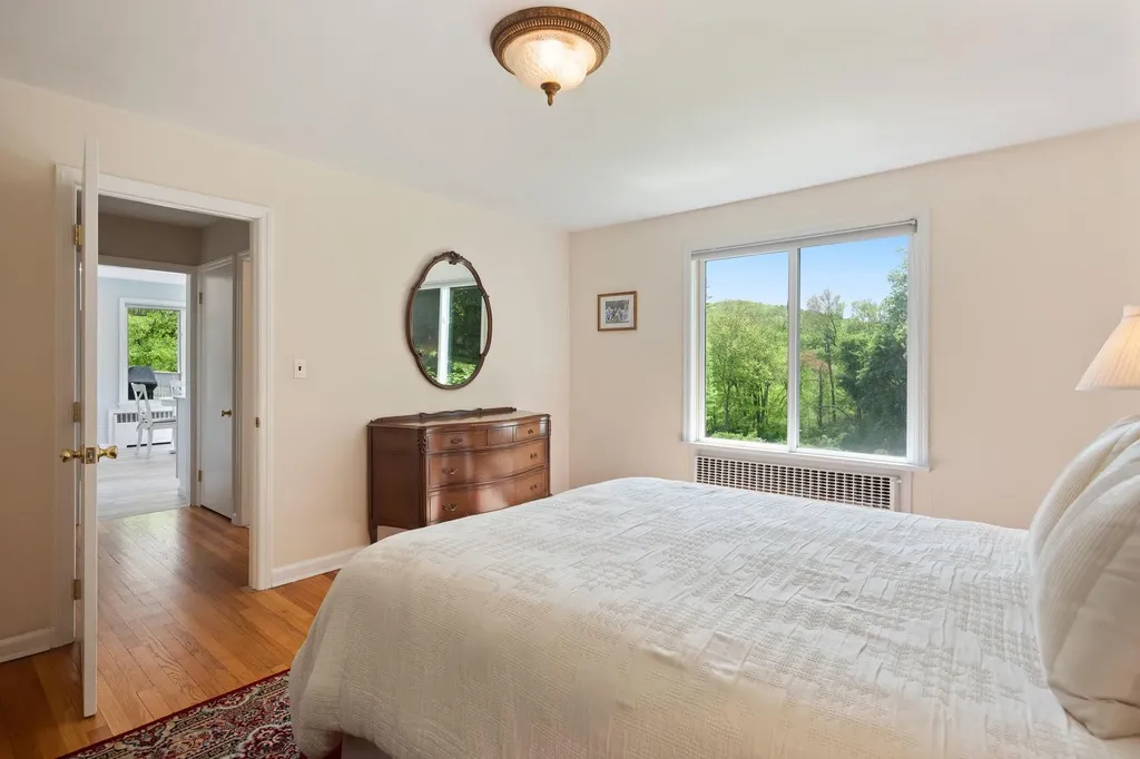 12 Pond Hill Road Chappaqua NY 10514
