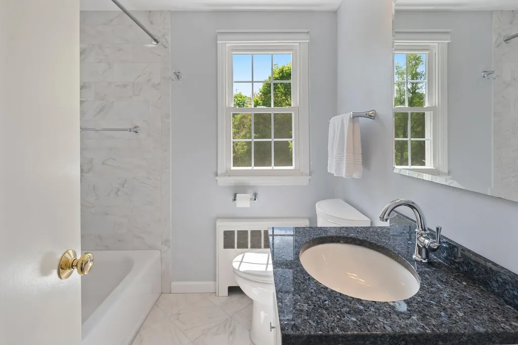 12 Pond Hill Road Chappaqua NY 10514