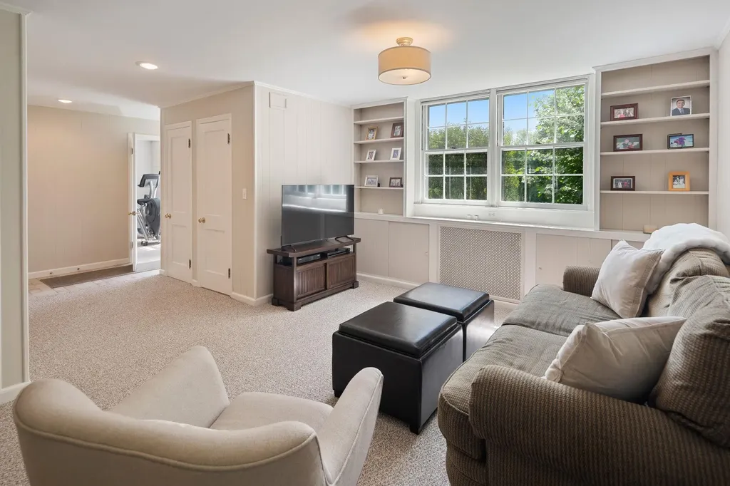 12 Pond Hill Road Chappaqua NY 10514