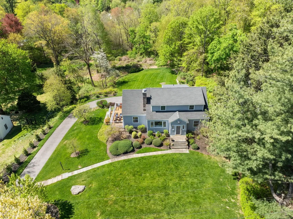 12 Pond Hill Road Chappaqua NY 10514