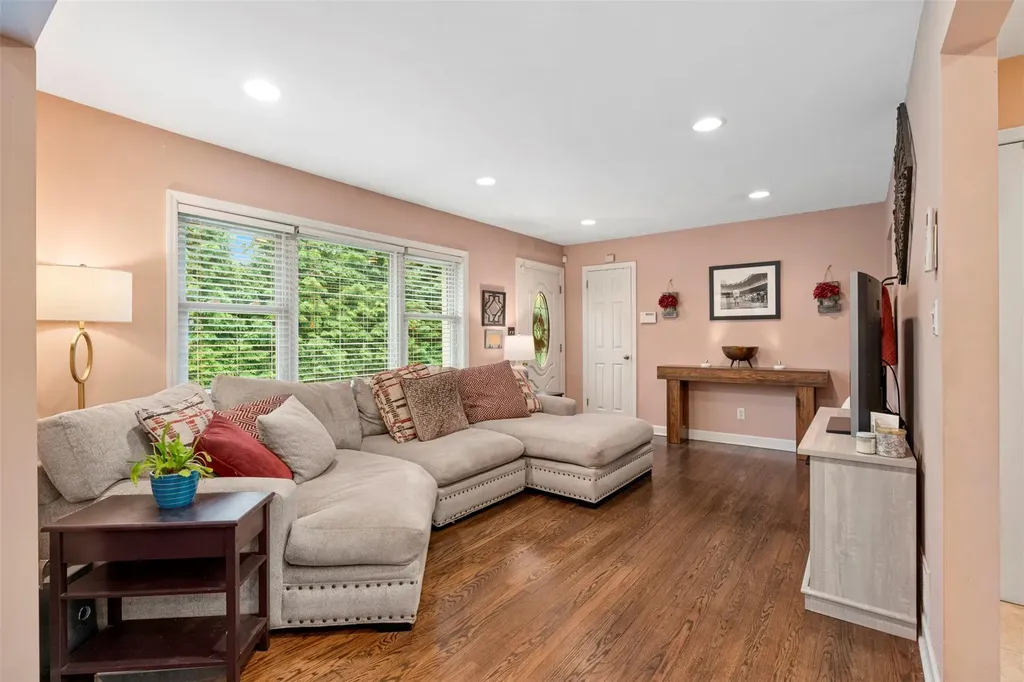 236 Western Highway Tappan NY 10983