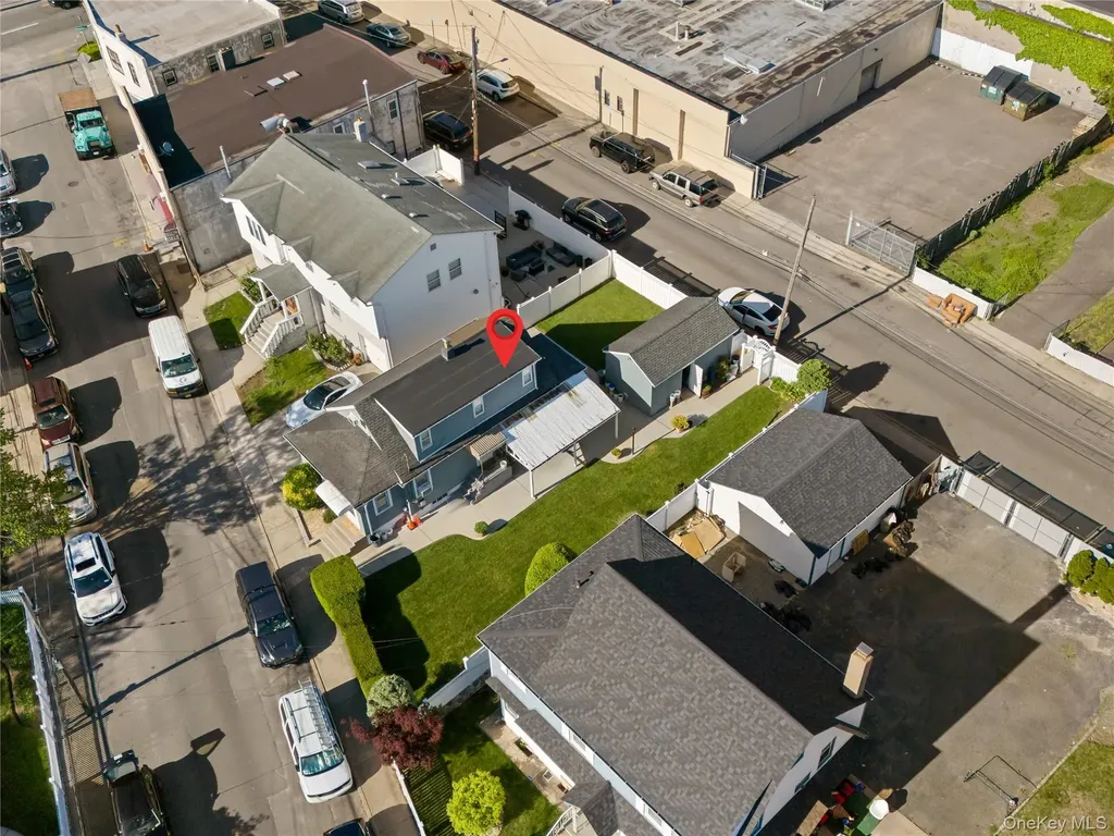 8 Savoy Avenue Elmont NY 11003