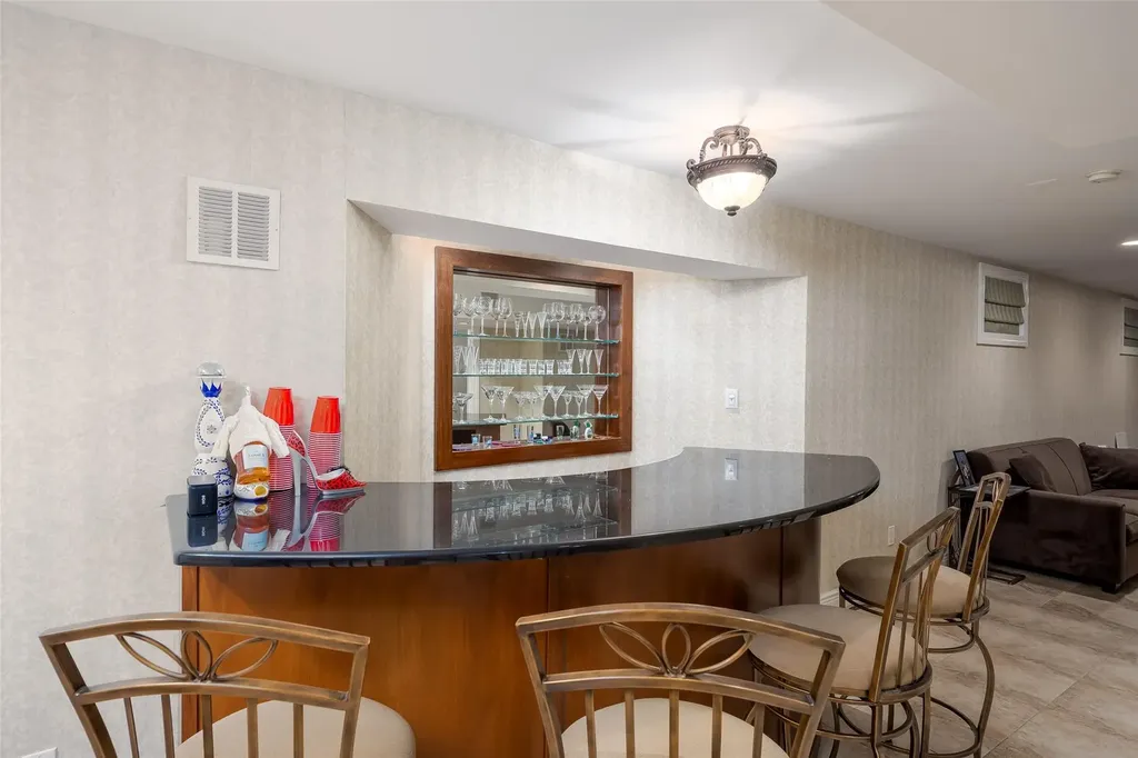 2175 Helene Avenue Merrick NY 11566