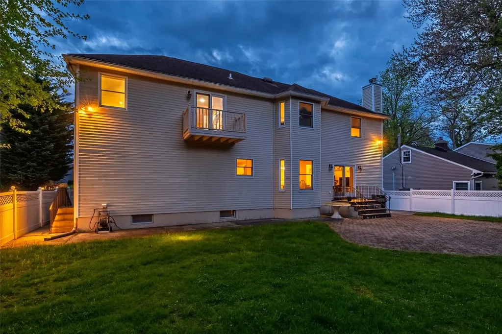 2175 Helene Avenue Merrick NY 11566